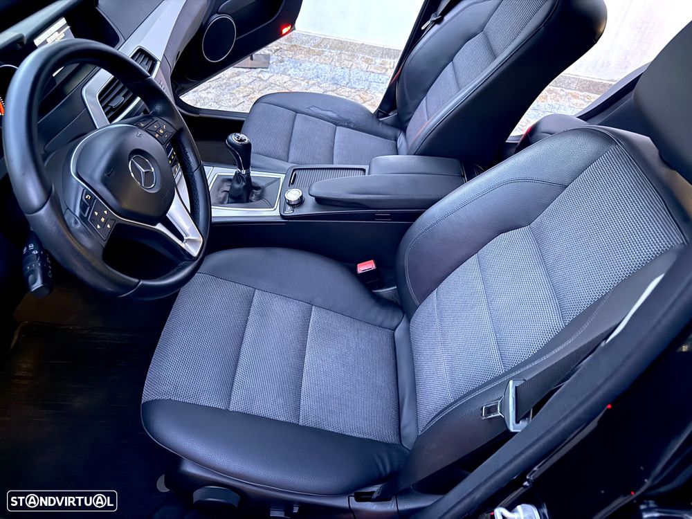 Mercedes-Benz C 220 CDi Avantgarde BlueEfficiency - 41