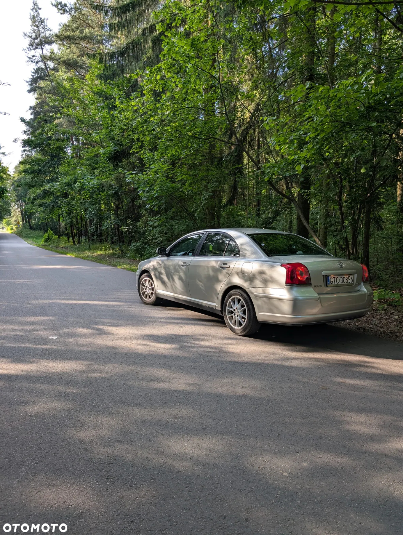 Toyota Avensis 1.8 VVT-i Luna - 13