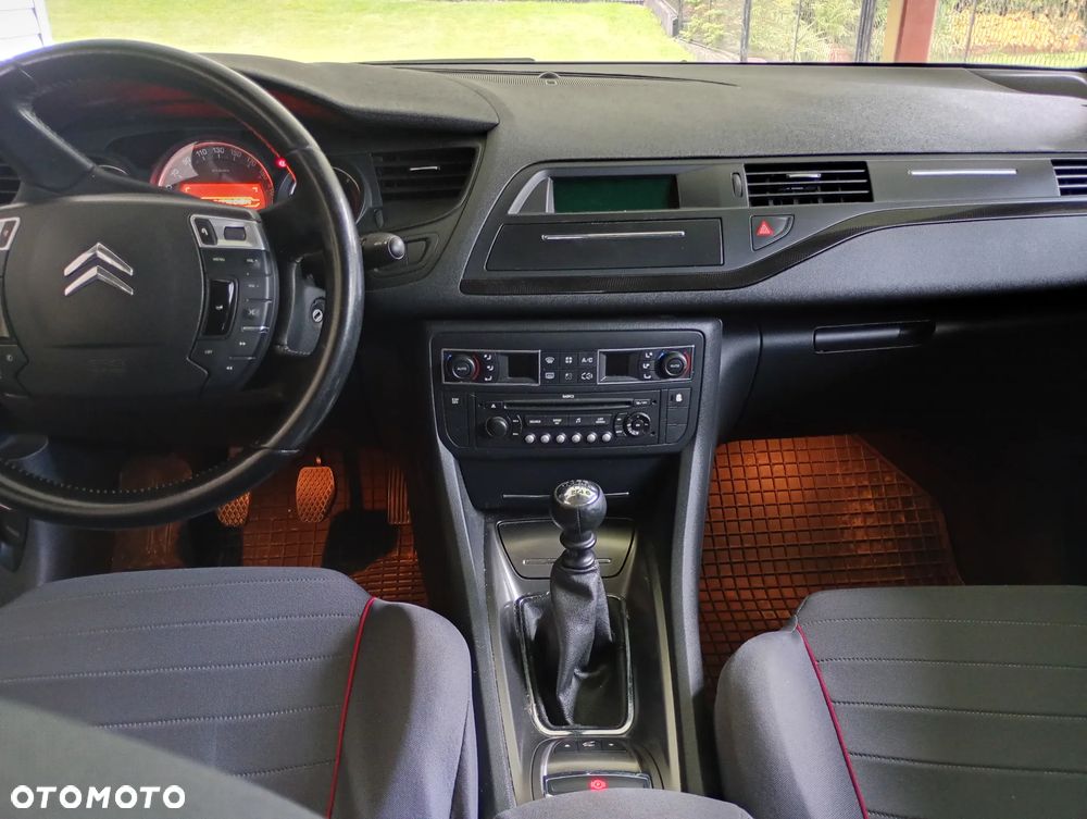 Citroën C5 HDi 135 FAP Confort - 8
