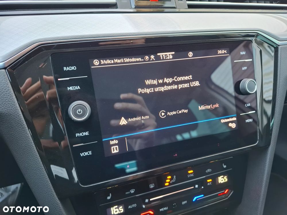 Volkswagen Passat Variant 2.0 TDI SCR DSG Business - 22