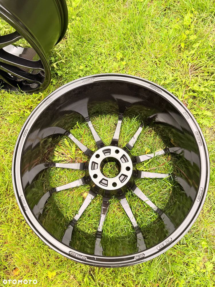OZ Racing Superleggera R19 5x120 8,5J ET40 BMW - 5