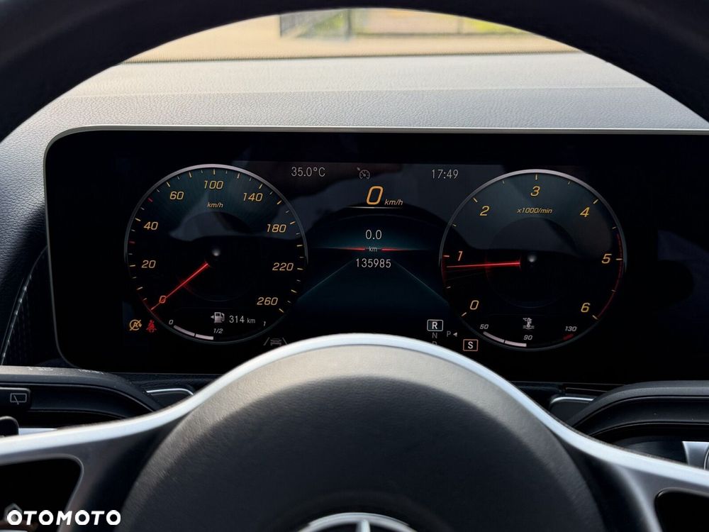 Mercedes-Benz GLB 200 d Progressive 8G-DCT - 41