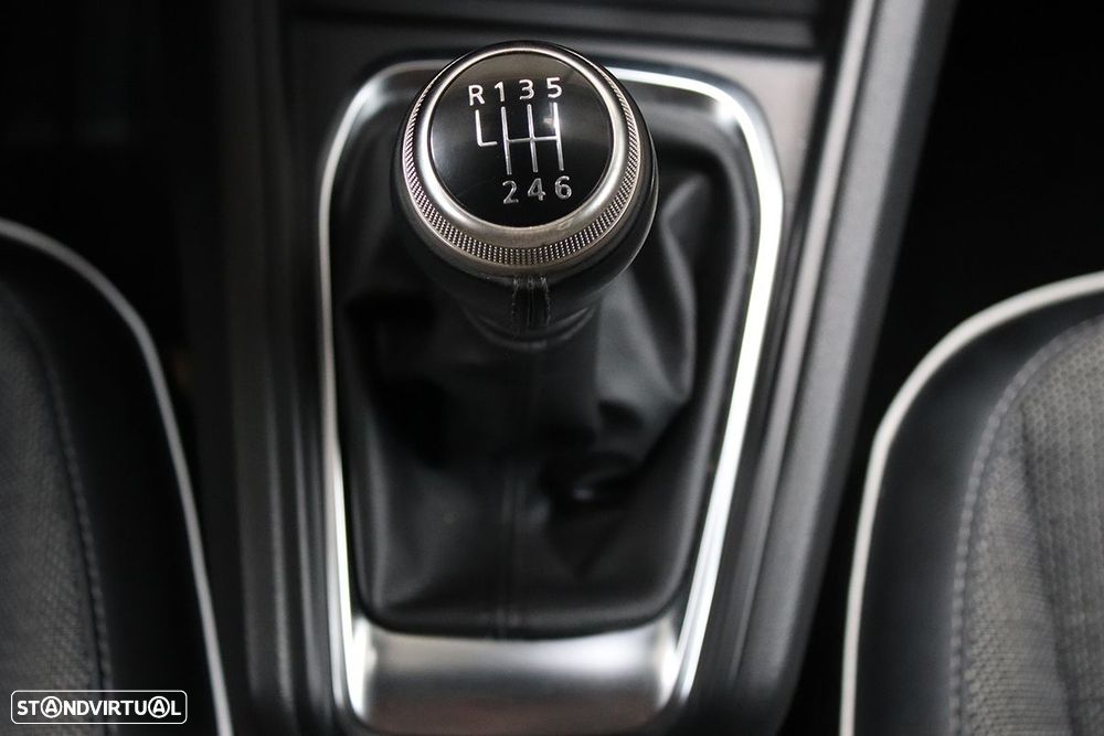 Renault Captur 1.0 TCe Techno Bi-Fuel - 14