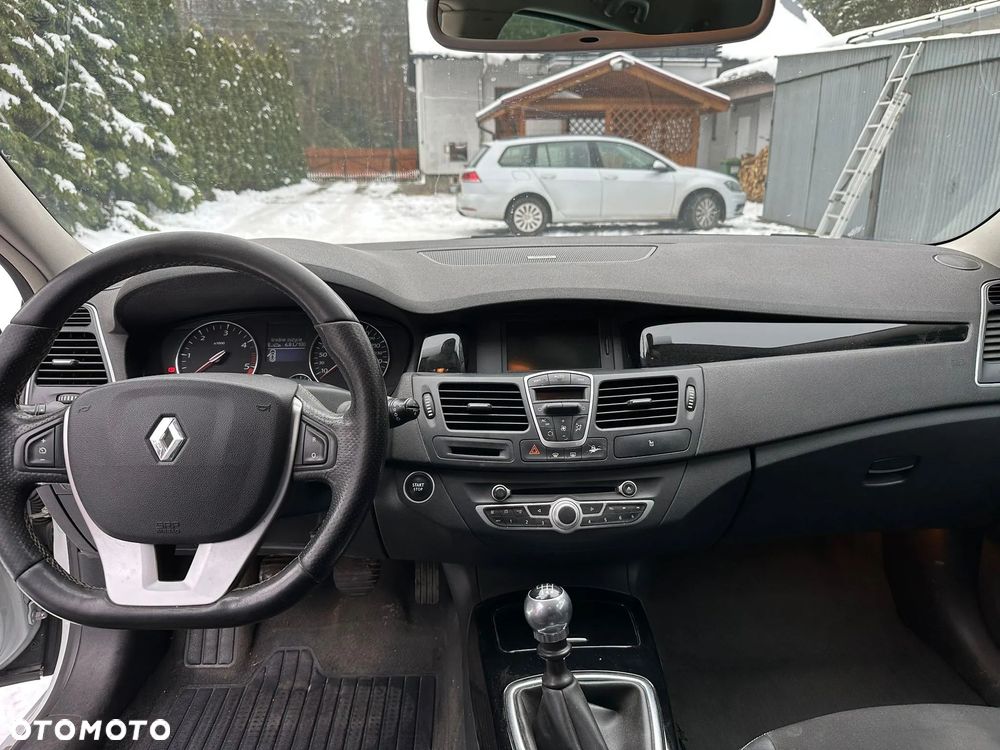 Renault Laguna 2.0 dCi Bose Edition - 10