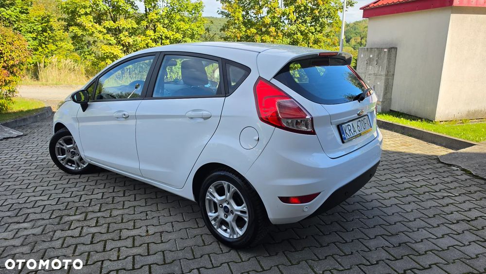Ford Fiesta 1.25 Champions Edition - 29