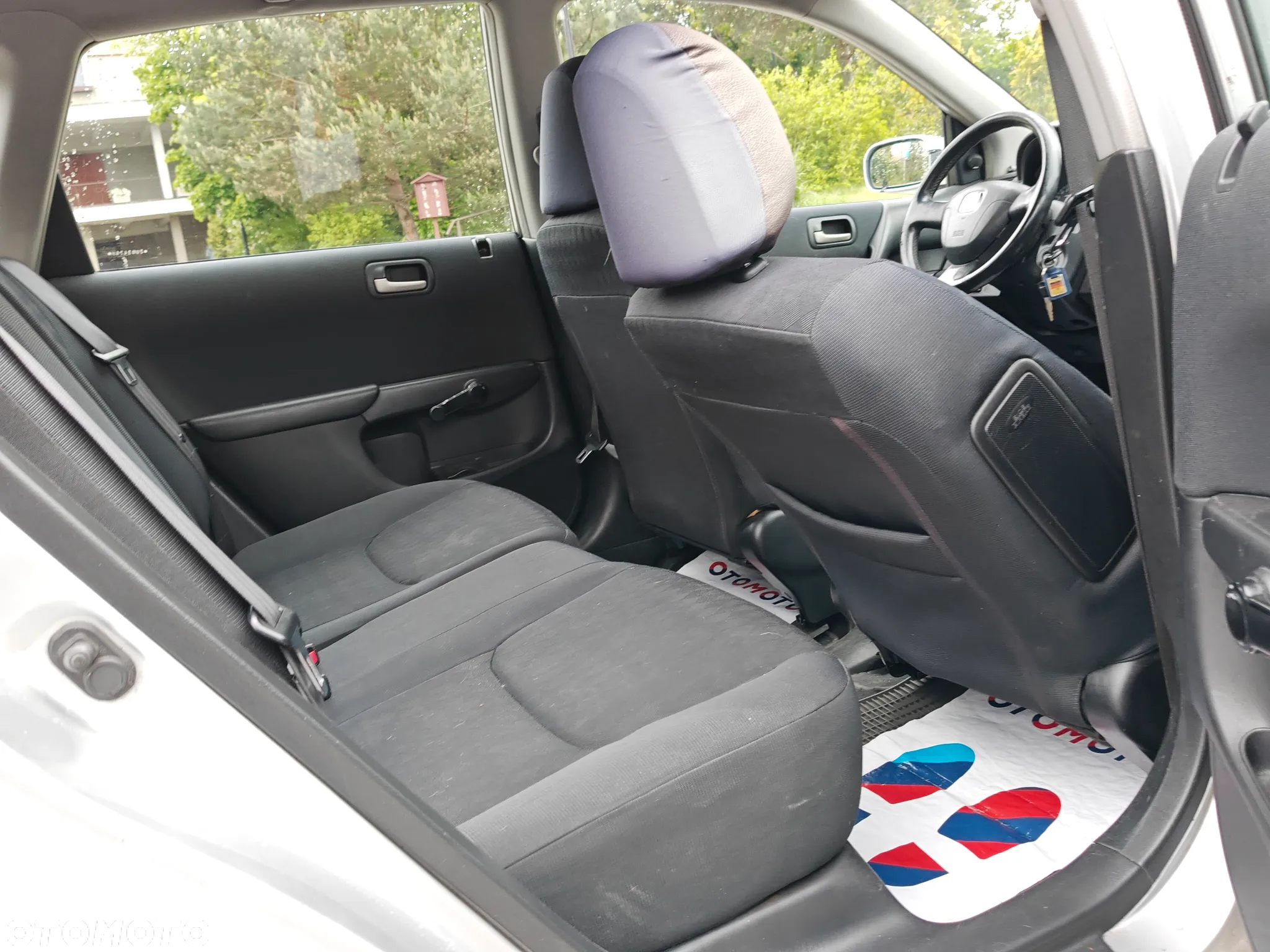 Honda Civic 1.4i - 9