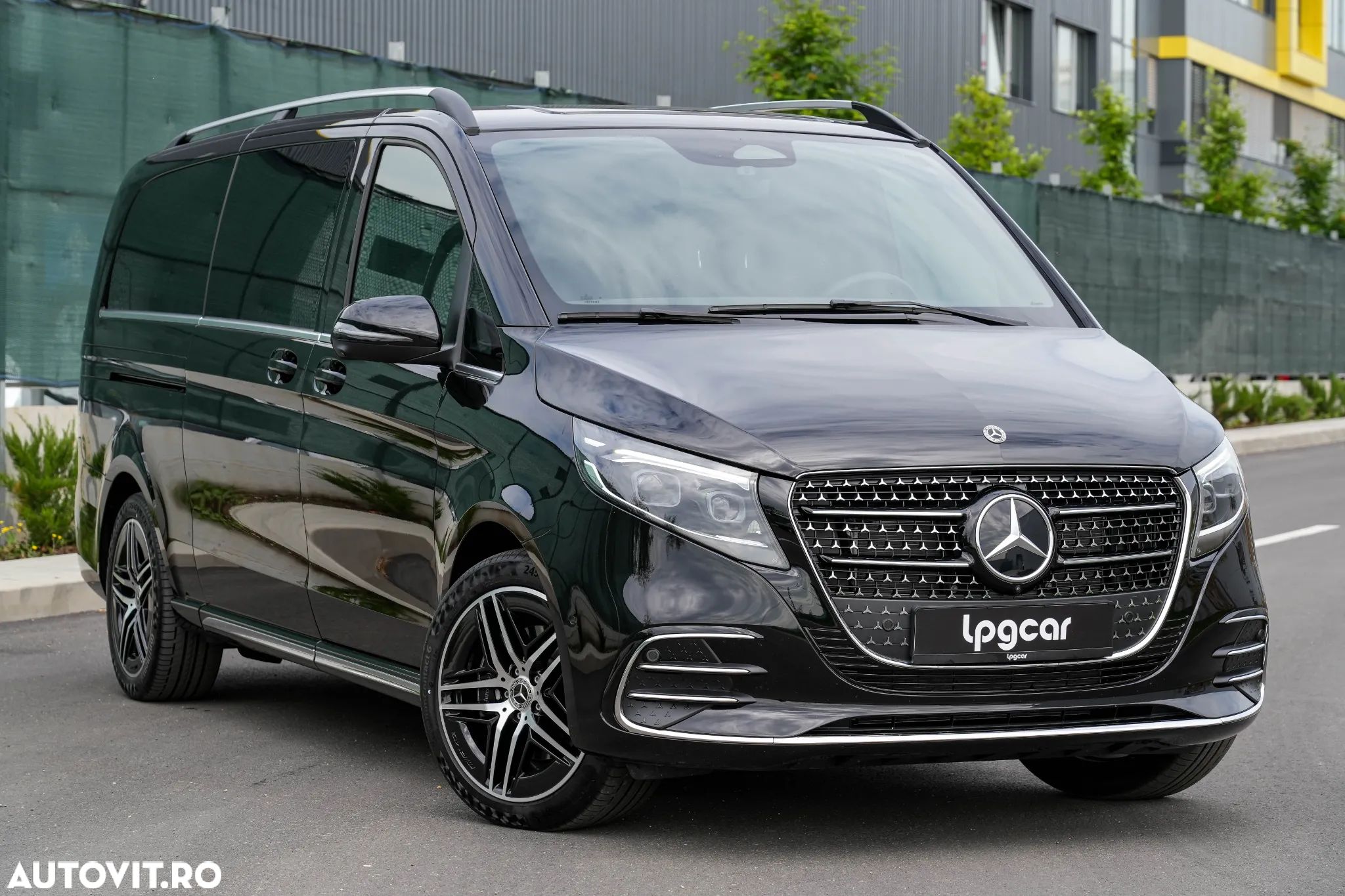 Mercedes-Benz V 300 d Combi Extra-lung 237 CP AWD 9AT Exclusive - 1