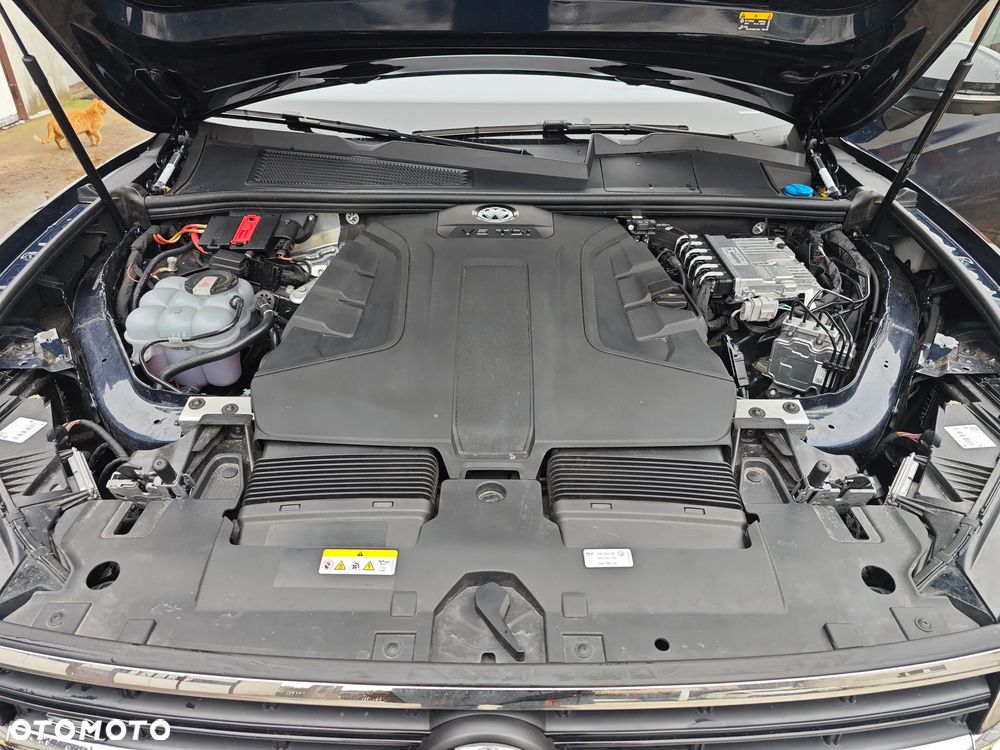 Volkswagen Touareg 3.0 V6 TDI SCR 4Mot R-Line - 19