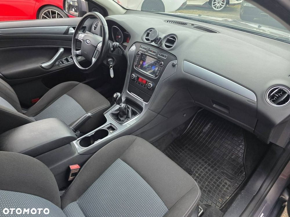 Ford Mondeo 1.6 Eco Boost Start-Stopp Ambiente - 22