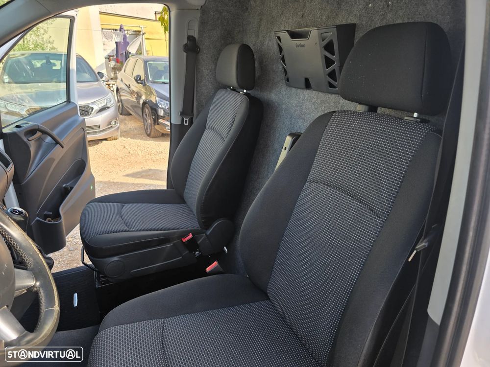 Mercedes-Benz Vito 113 CDI lang - Automática - Tecto Alto - 16