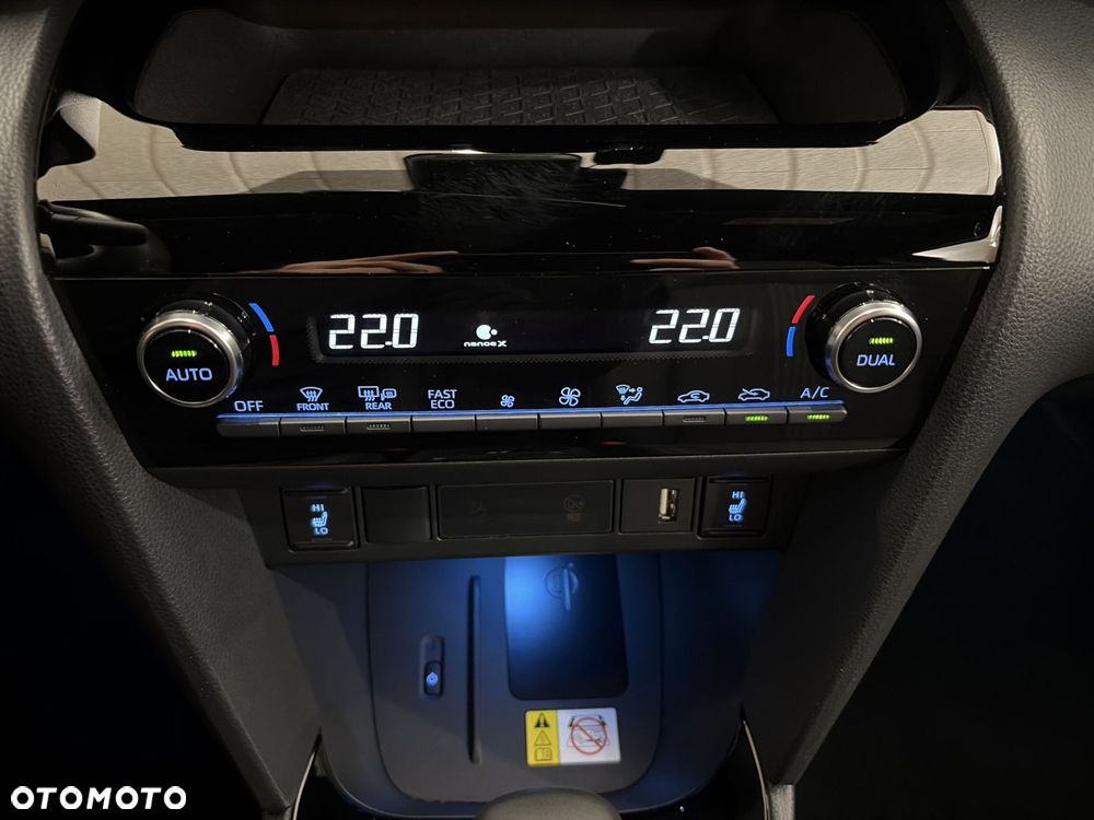 Toyota Yaris Cross Hybrid 1.5 Adventure - 19