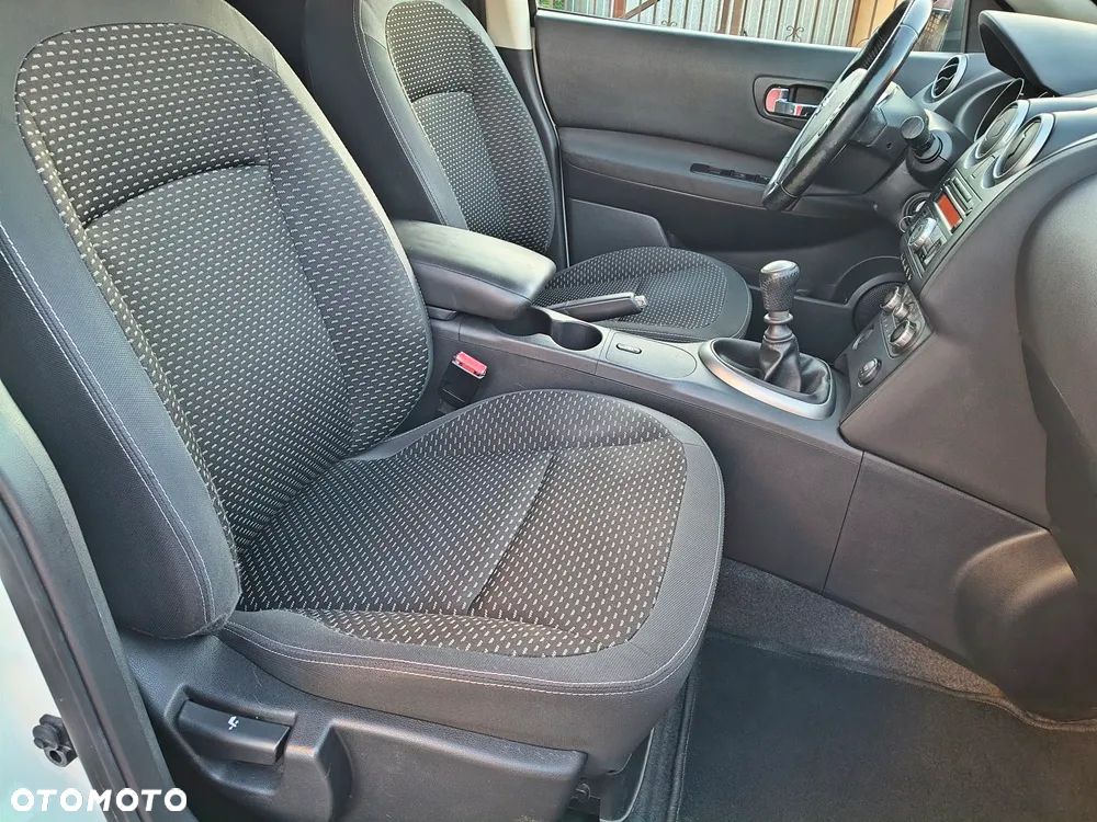 Nissan Qashqai 1.5 dCi DPF acenta - 21