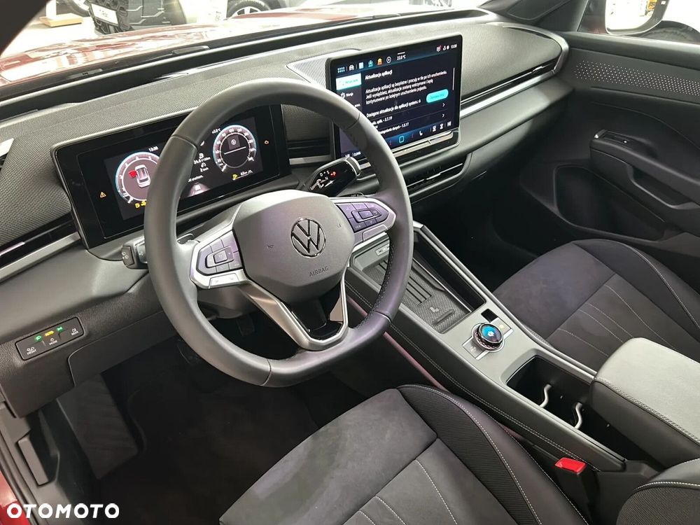 Volkswagen T-Roc - 10