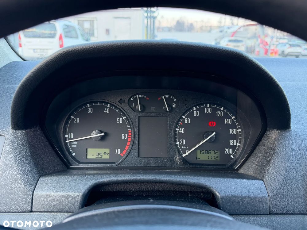 Skoda Fabia 1.4 16V Classic - 29