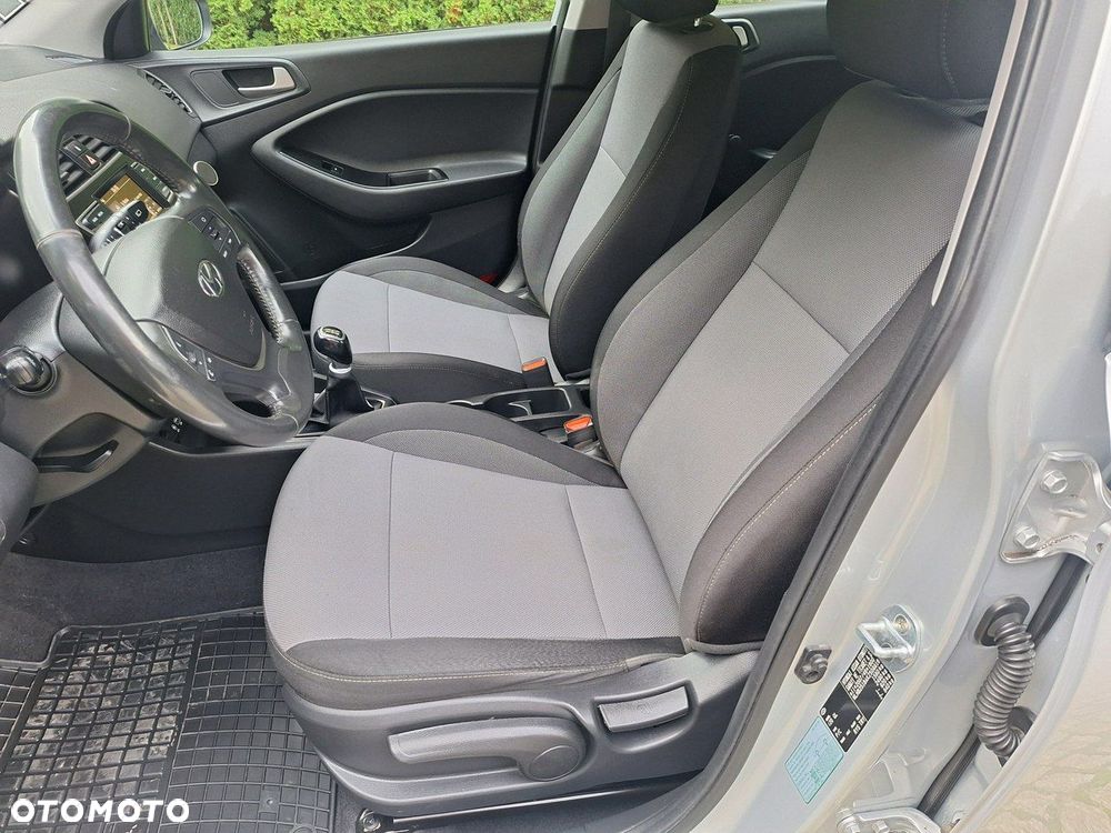 Hyundai i20 1.2 BlueDrive Fresh - 8
