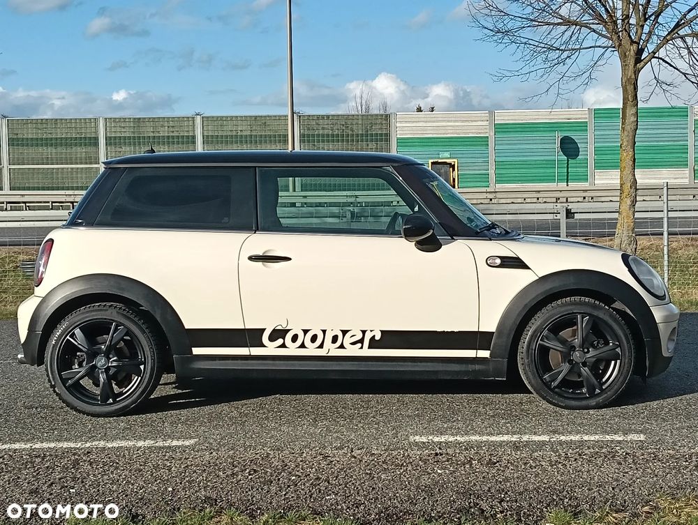 MINI ONE Standard - 14