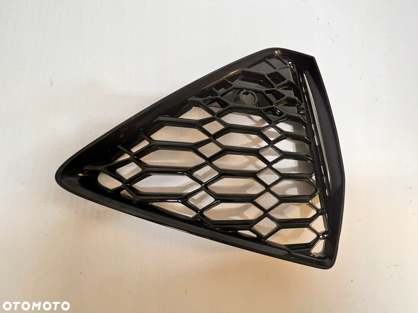 AUDI RS6 RS7 C8 KRATKA ZDERZAKA LEWA PRAWA 4K8 - 8