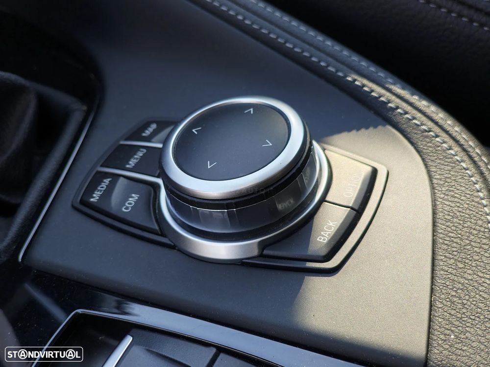 BMW X1 25 e xDrive xLine - 15