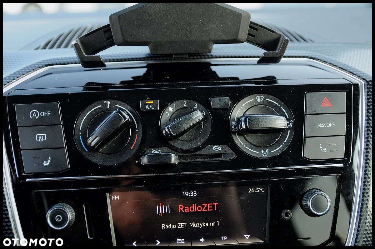 Volkswagen up! - 25