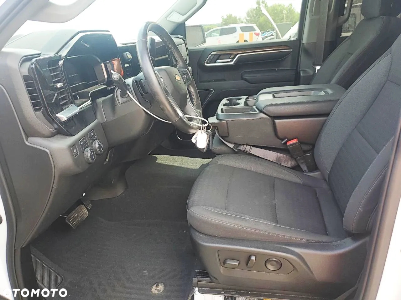 Chevrolet Silverado - 7