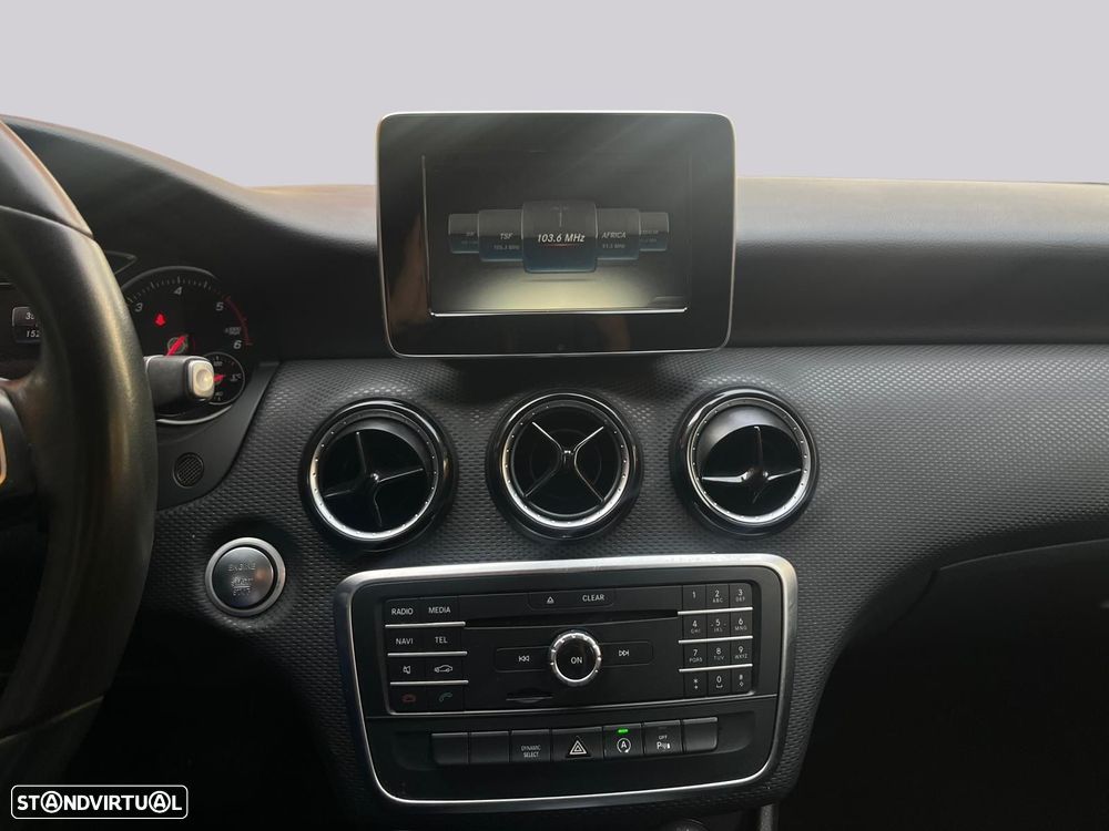 Mercedes-Benz A 180 - 24