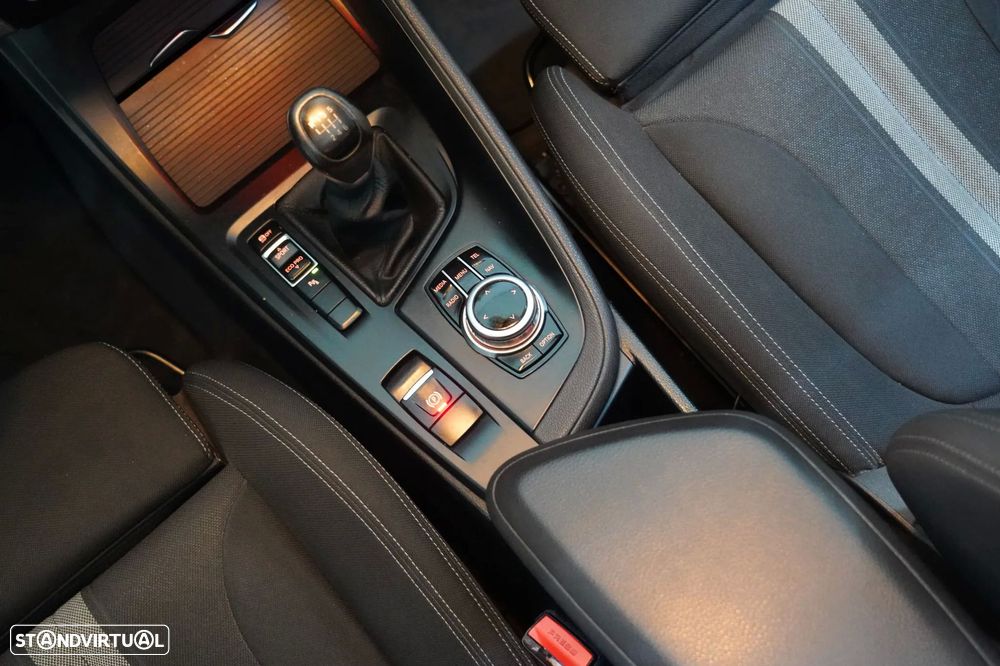 BMW X1 16 d sDrive - 18