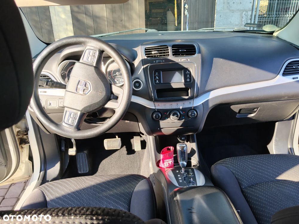 Dodge Journey - 9
