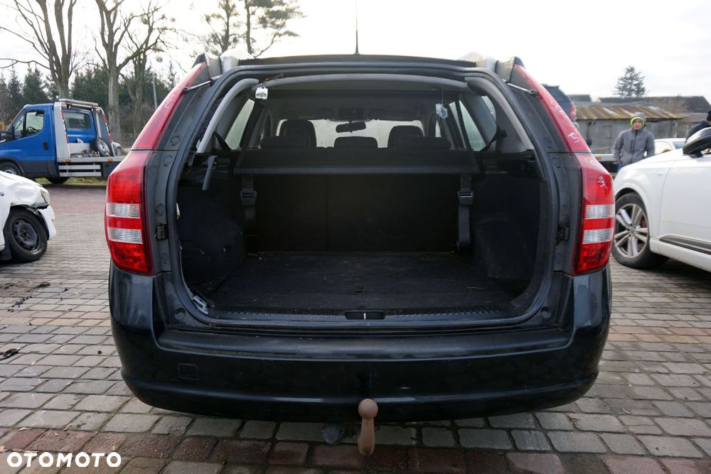 KIA CEED I KOMBI 2009 1K 1.6 CRDI D4FB 115KM S817 CZARNY na części - 4