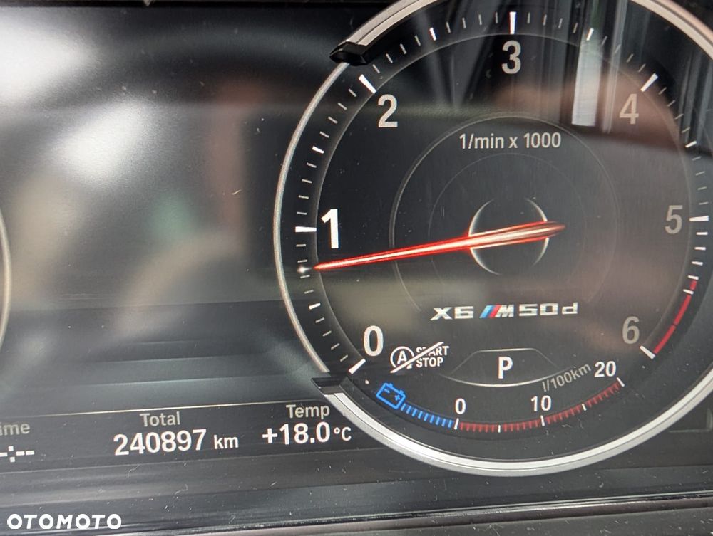 BMW X6M - 19