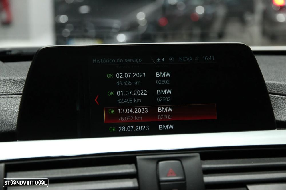 BMW 318 d Touring Line Sport Shadow Auto - 22