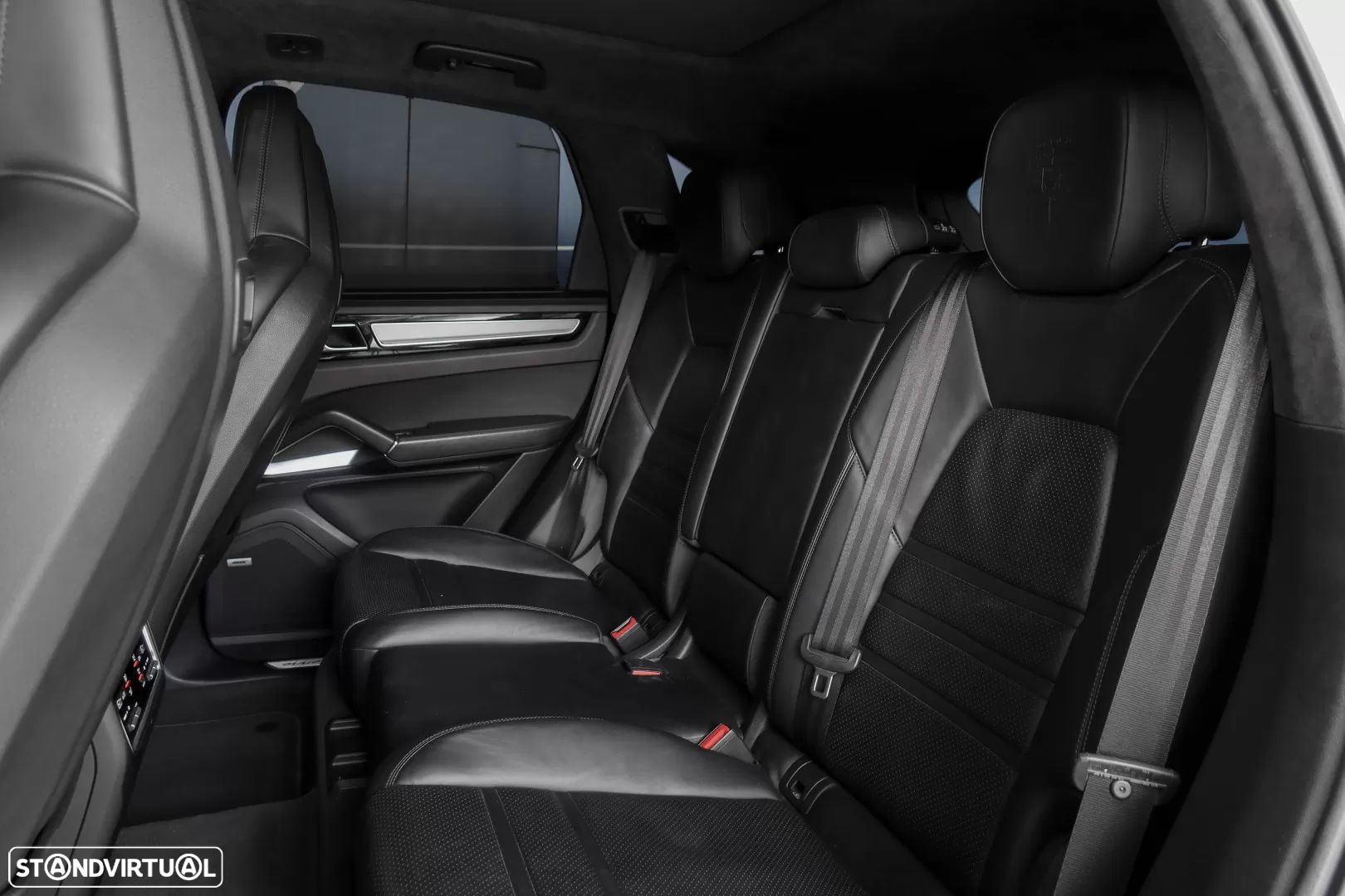 Porsche Cayenne Turbo S E-Hybrid - 23