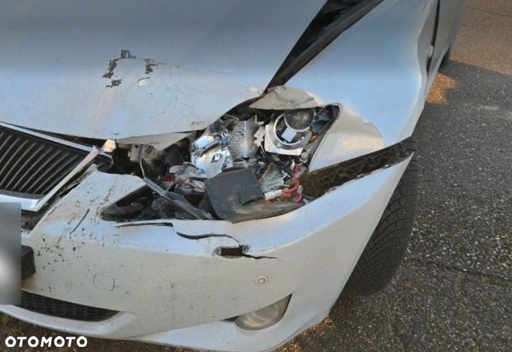 Lexus IS 250 Executive Line - 10