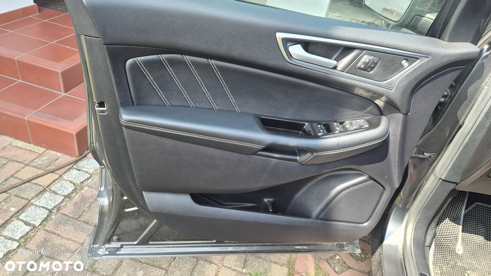 Ford Edge - 9