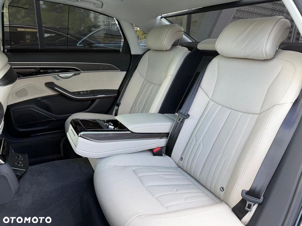 Audi A8 - 23
