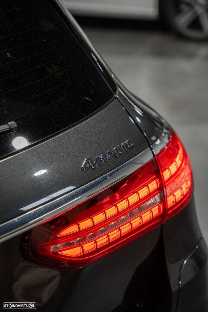 Mercedes-Benz E 300 de AMG Line 4Matic - 44