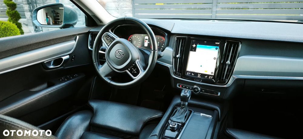 Volvo S90 D3 Momentum - 39
