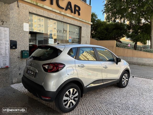 Renault Captur 0.9 TCE Exclusive - 10