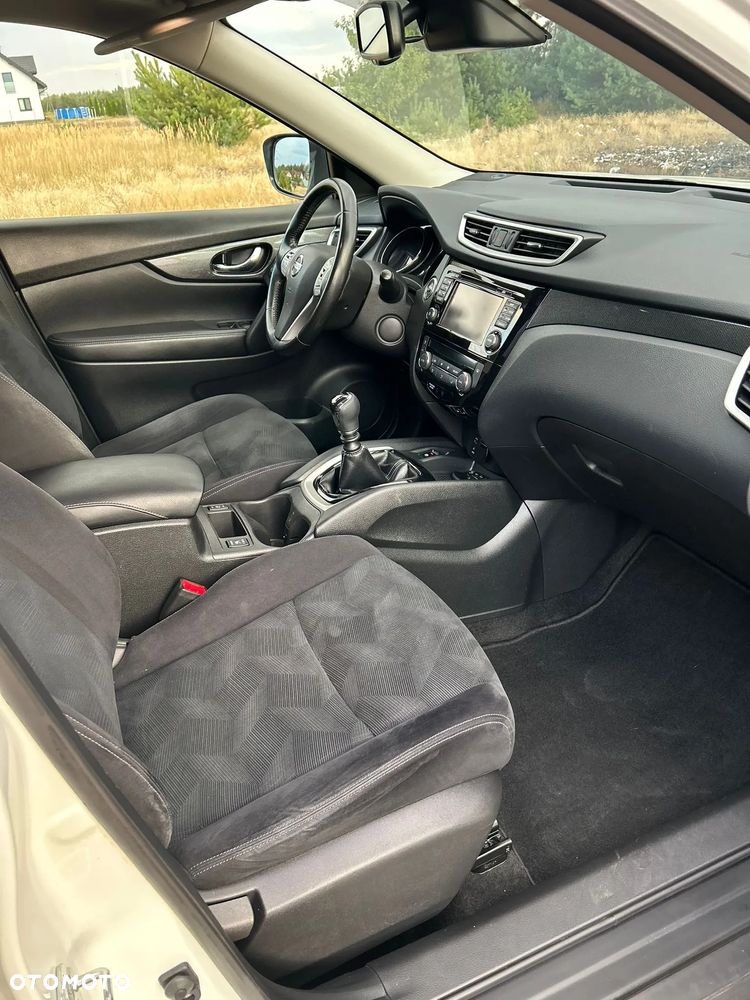 Nissan X-Trail 1.6 DIG-T 360 - 25