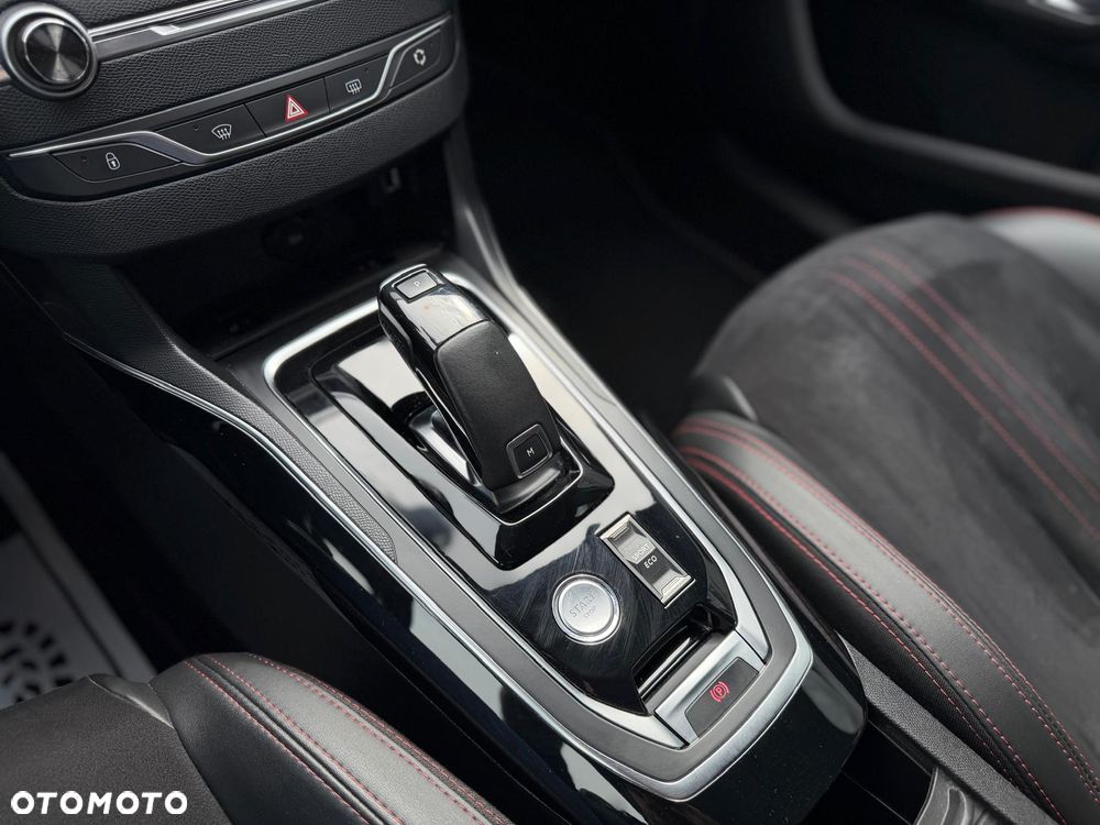 Peugeot 308 BlueHDi 180 EAT6 GT - 24