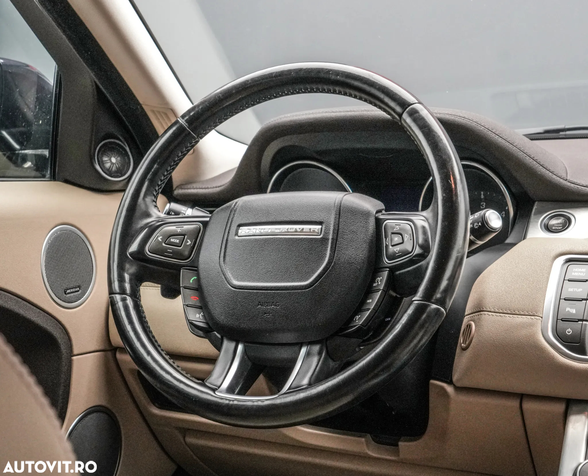 Land Rover Range Rover Evoque - 17