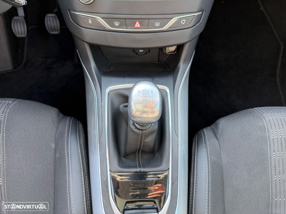 Peugeot 308 130 e-THP Stop & Start Allure - 10