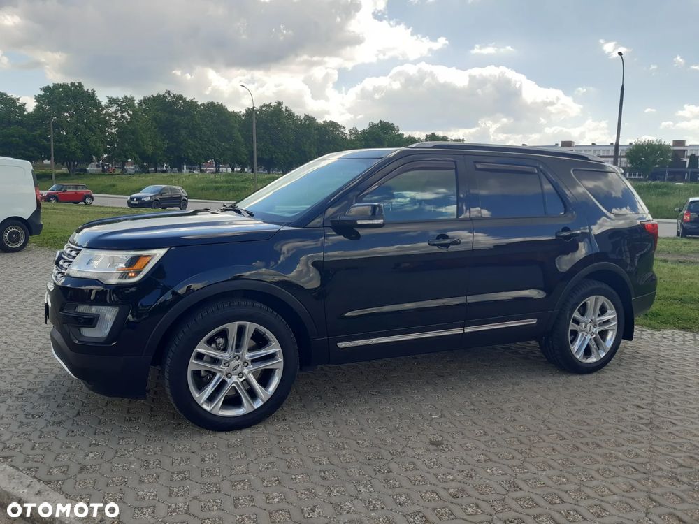 Ford Explorer - 25