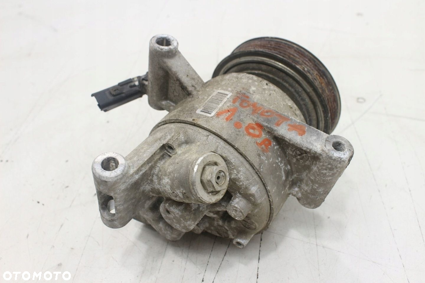 Sprężarka Klimatyzacji 88310-YV010-D Aygo II 1.0 - 10