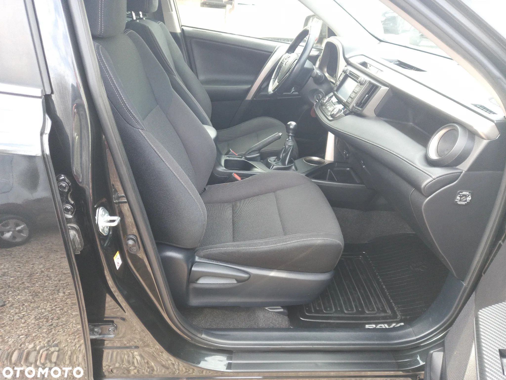 Toyota RAV4 2.0 D-4D Premium 4x2 - 13