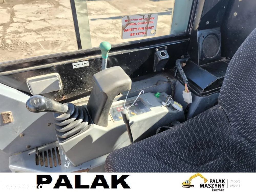 Takeuchi Mini koparka Takeuchi Tb  23R   , 2011 rok - 12