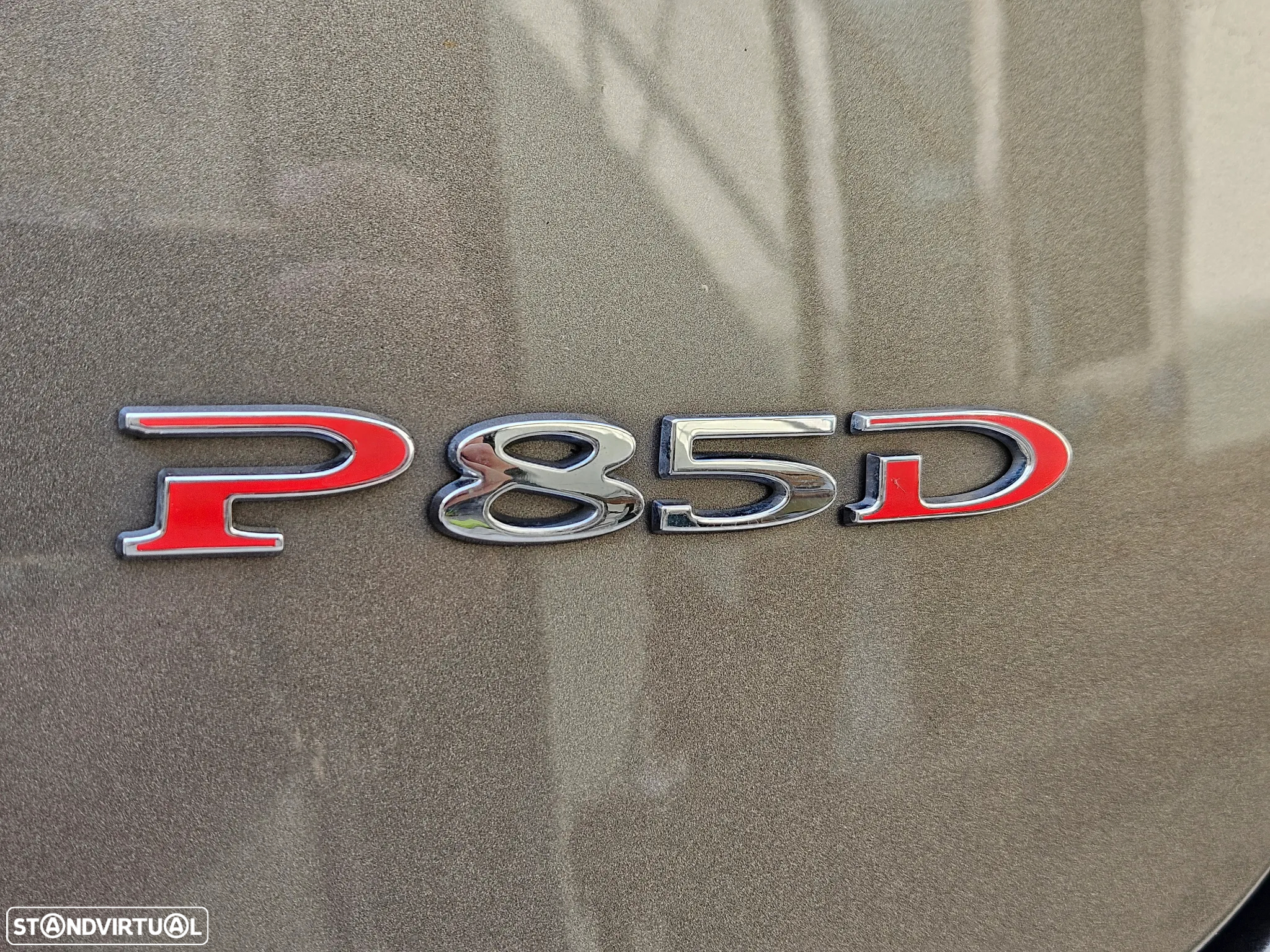 Tesla Model S - 17