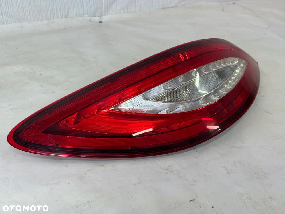 Mercedes Benz CLS W218 Lampa lewy tył Europa a2189067900 - 2