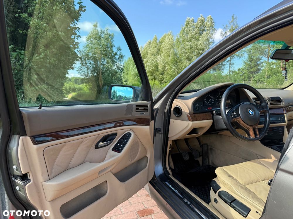 BMW Seria 5 - 13