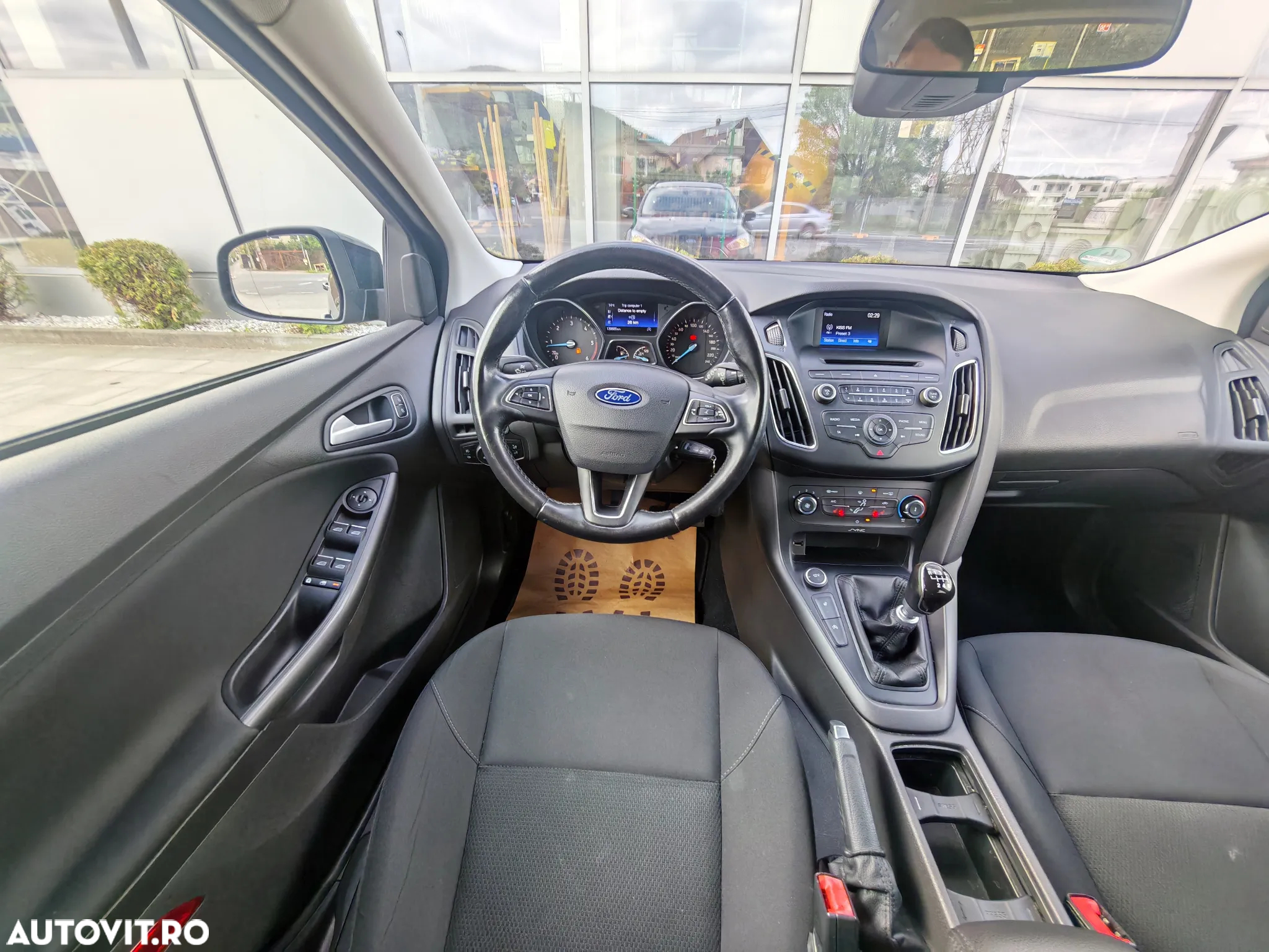 Ford Focus 1.5 TDCi DPF Start-Stopp-System Business - 6