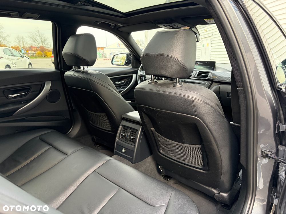 BMW Seria 3 335d xDrive M Sport - 22
